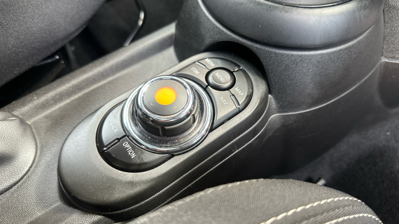 MINI Hatchback 2.0 Cooper S Sport II 3dr Auto Petrol Hatchback